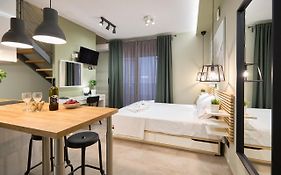 Oisymi Luxury Studios