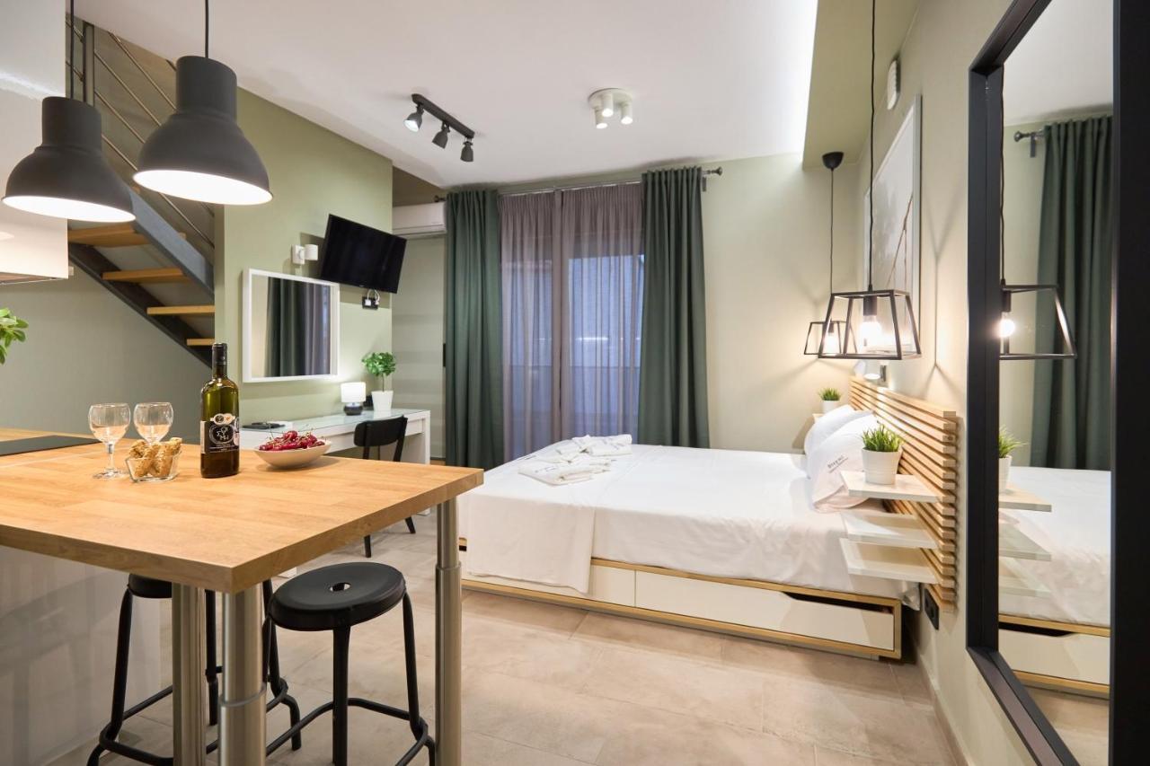 Oisymi Luxury Studios Néa Péramos Εξωτερικό φωτογραφία